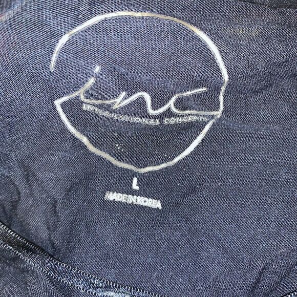 🛍️INC blue top with lace inserts - Picture 2 of 7